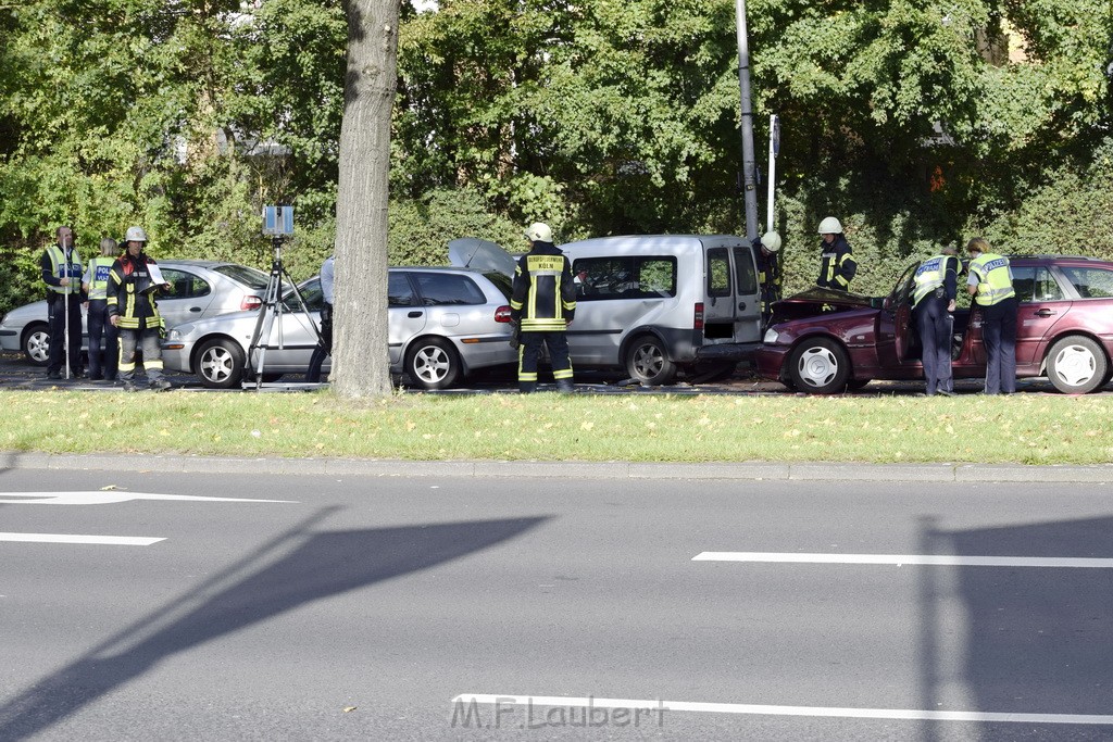 VU Koeln Buchheim Frankfurterstr Beuthenerstr P175.JPG - Miklos Laubert